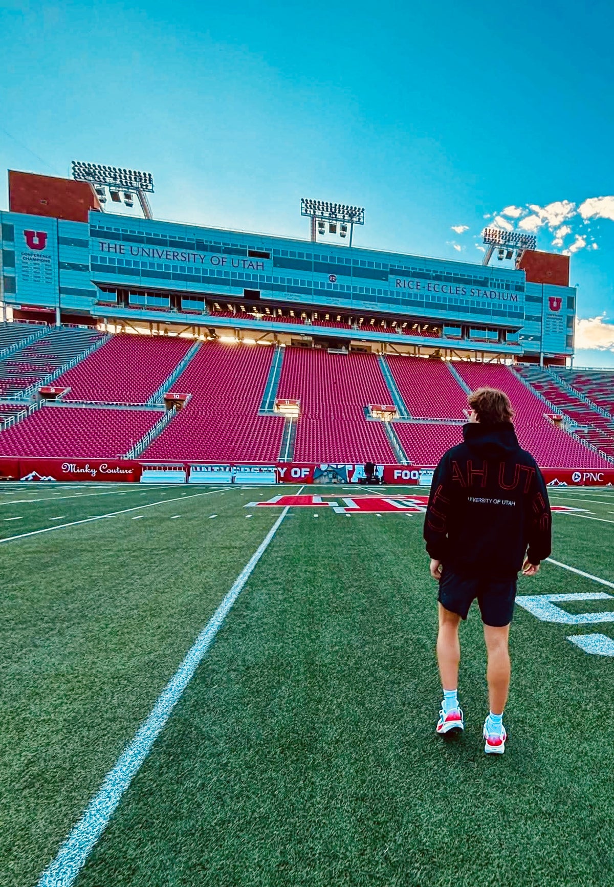 Black University of Utah® Signature Oversized Hoodie
